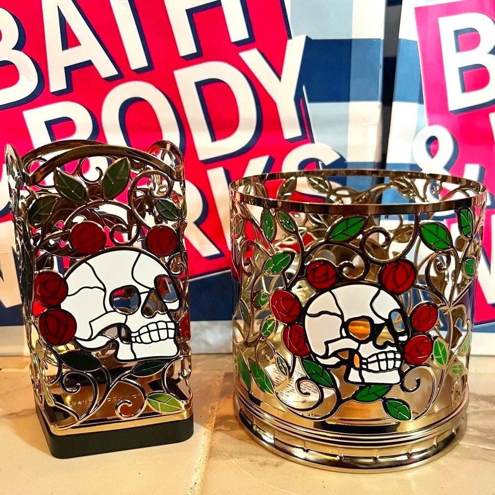 Bath & Body Works Stained Glass Skull Pumpkin Bat Candle & Soap Holder 2 Set